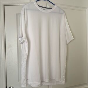 Men’s athletic driworks tee